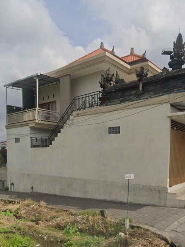 dijual tanah peguyangan