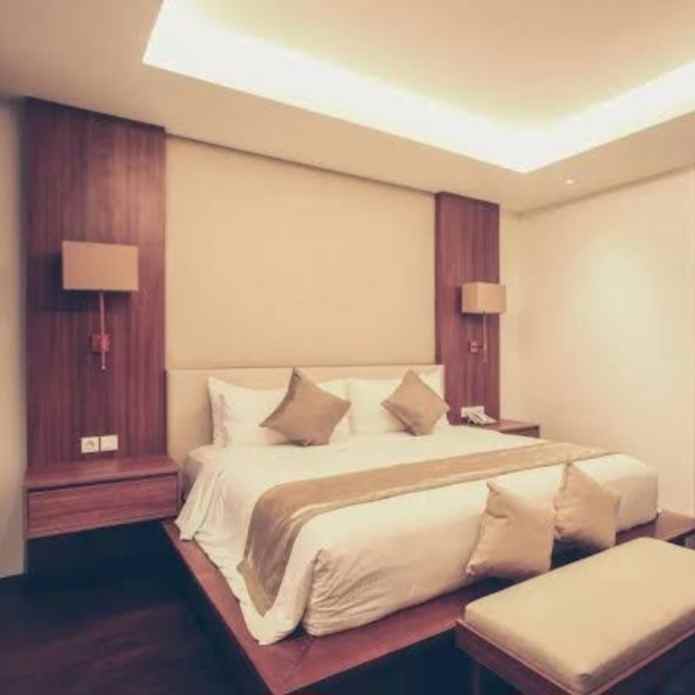 dijual villa batu belig