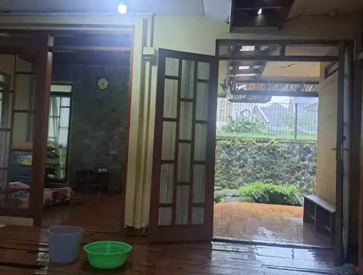 dijual villa dikomplek kota bunga cipanas