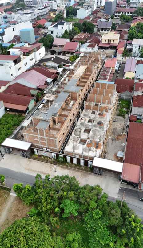 dijual villa jalan kemenangan tuasan