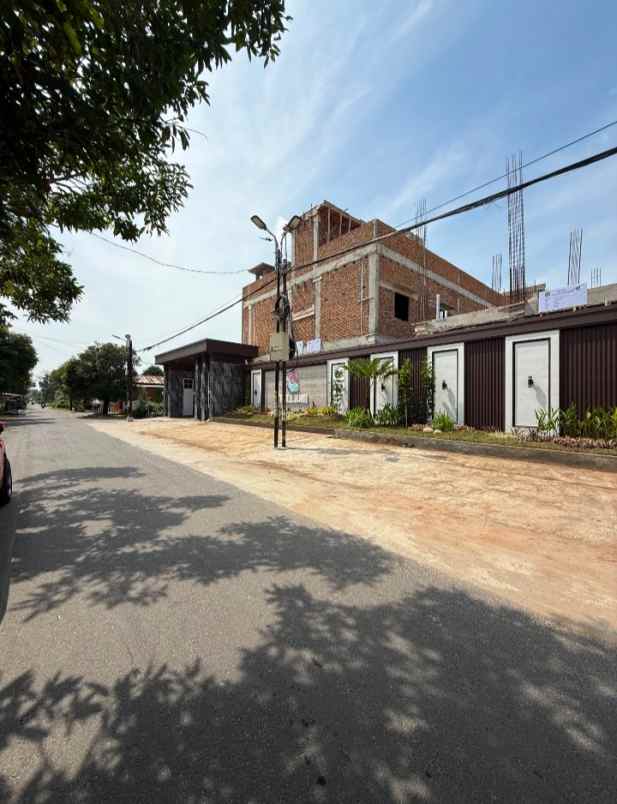 dijual villa jalan kemenangan tuasan