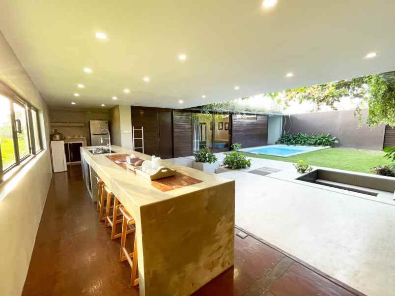 dijual villa jl kebo iwa pangkung tibah