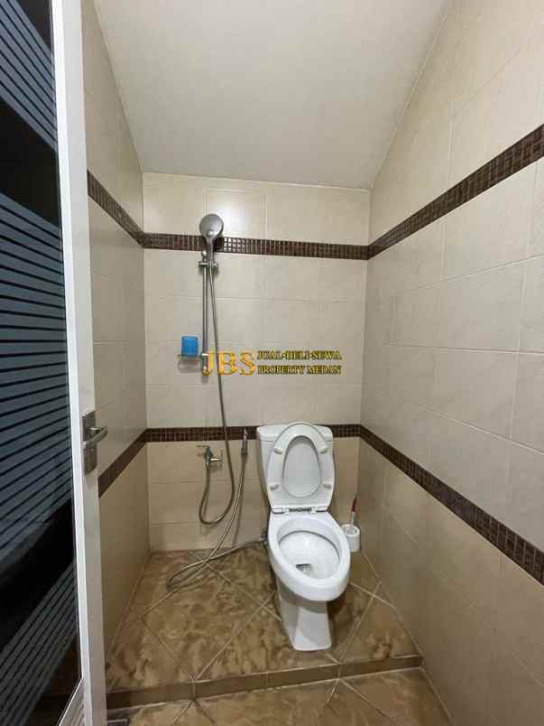 dijual villa komplek cemara asri jalan