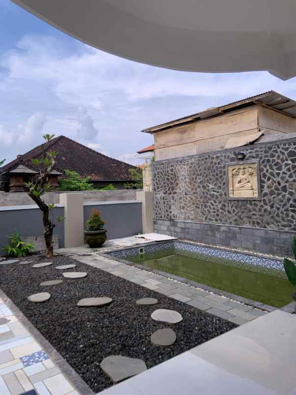 dijual villa mewah di jl teuku umar denpasar