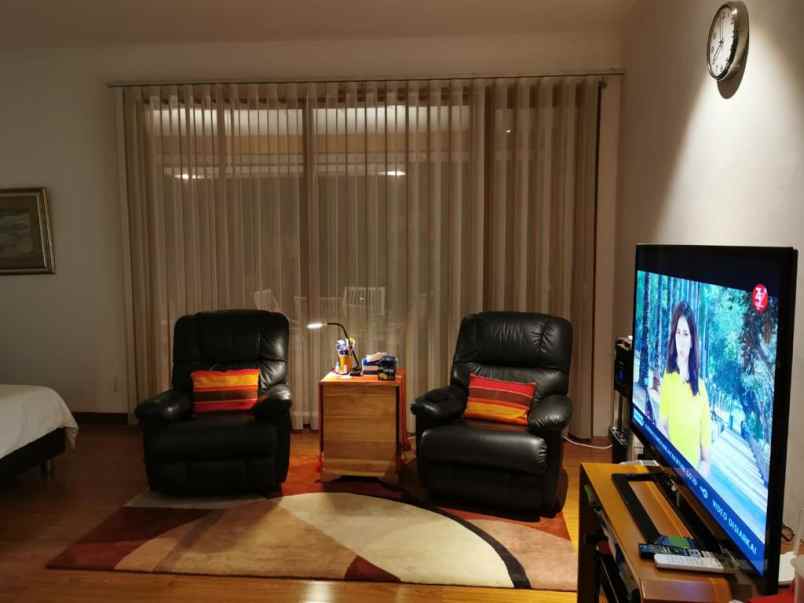 dijual villa pejaten barat