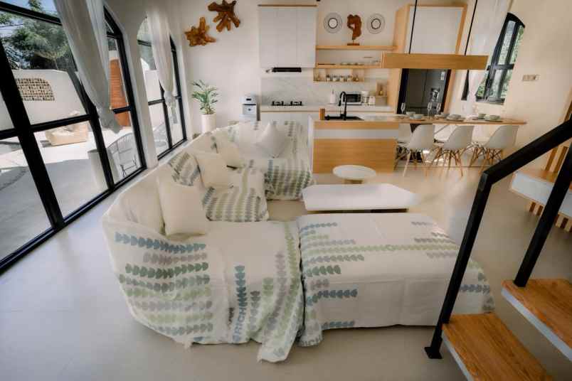 dijual villa ungasan