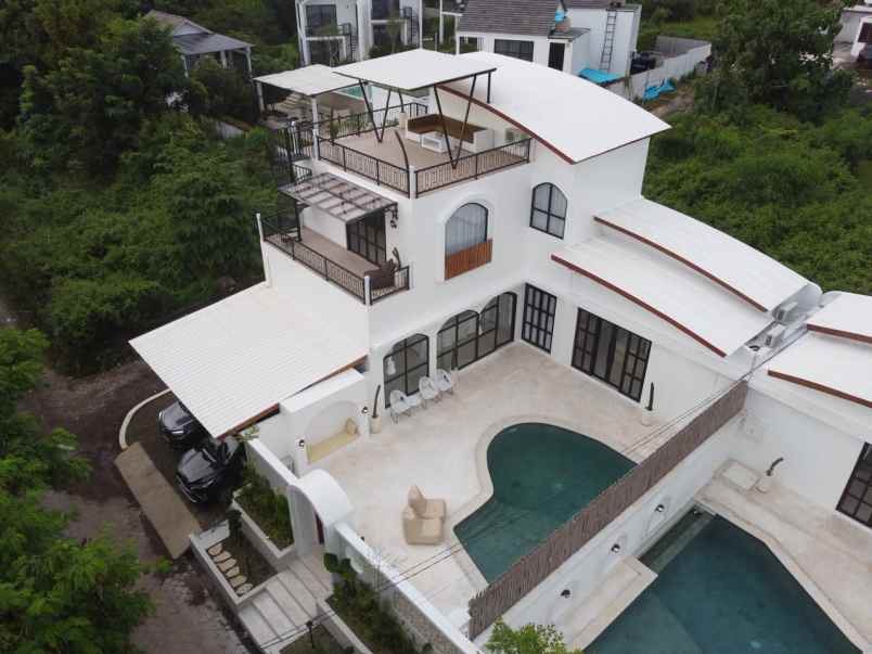 dijual villa ungasan