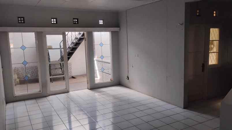 dikontrakkan dijual rumah aria graha soekarno hatta