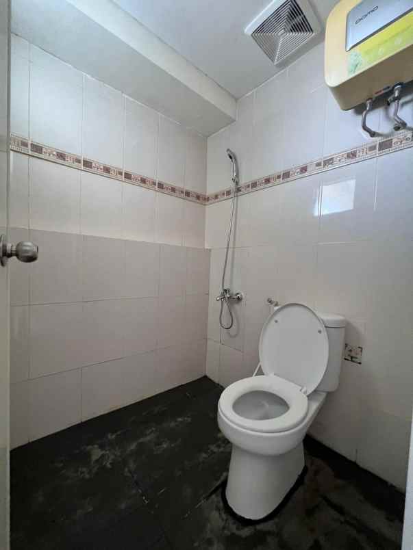 disewakan apartemen educity yale