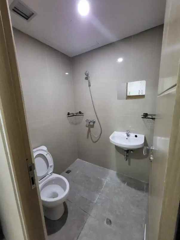 disewakan apartemen grand dharmahusada lagoon