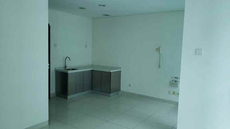 disewakan apartemen jl alam sutera boulevard