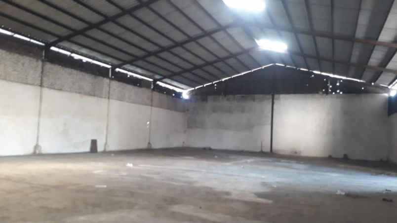 disewakan gudang di krian