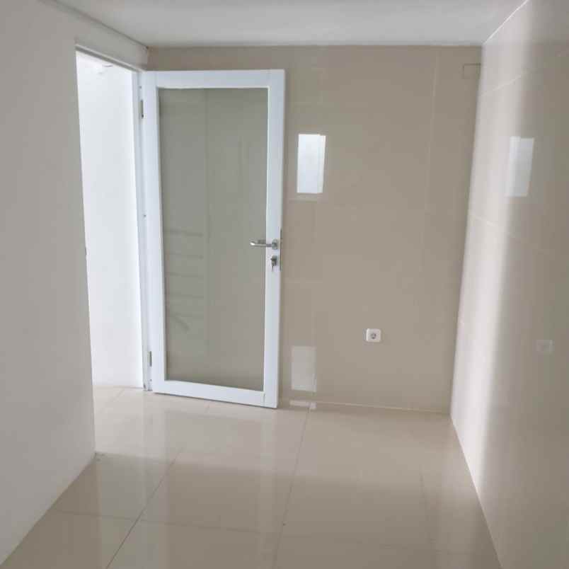 disewakan ruko gudang kantor jalan gandaria