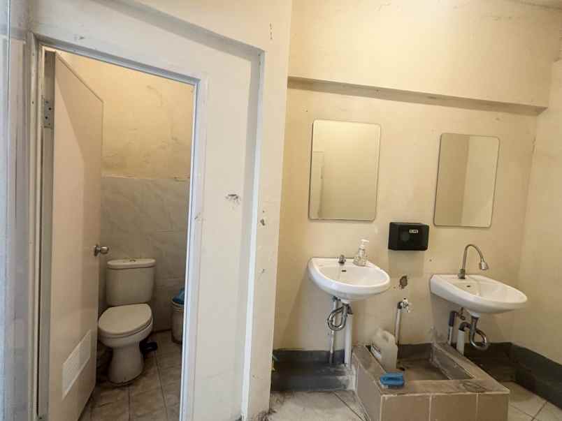 disewakan ruko gudang kantor jalan soepomo