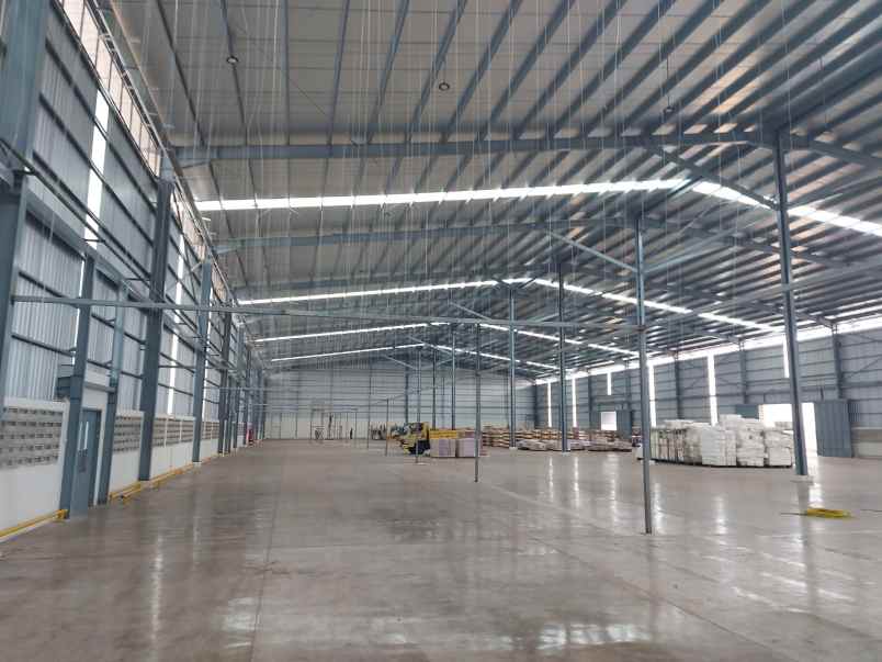 disewakan ruko gudang kantor mm2100