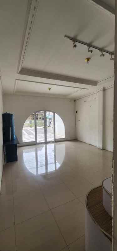 disewakan ruko gudang kantor pondok kopi duren sawit