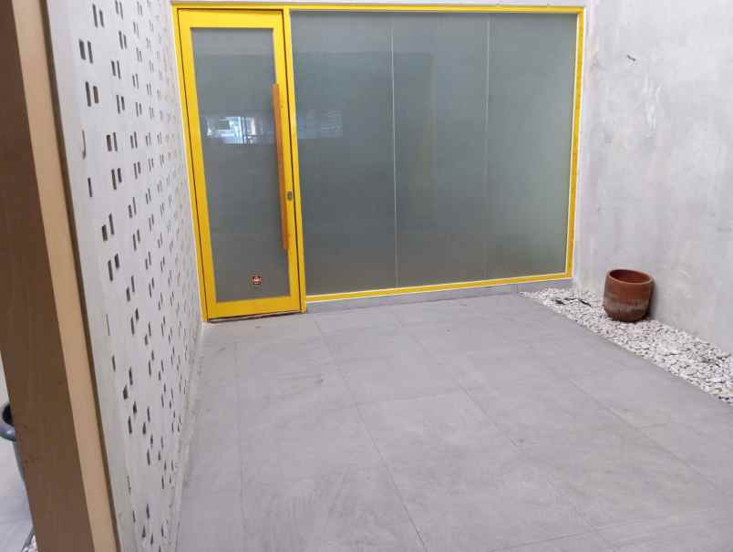 disewakan ruko gudang kantor raya nginden