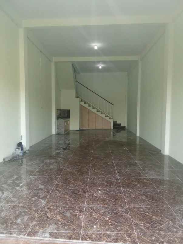 disewakan ruko gudang kantor raya sememi