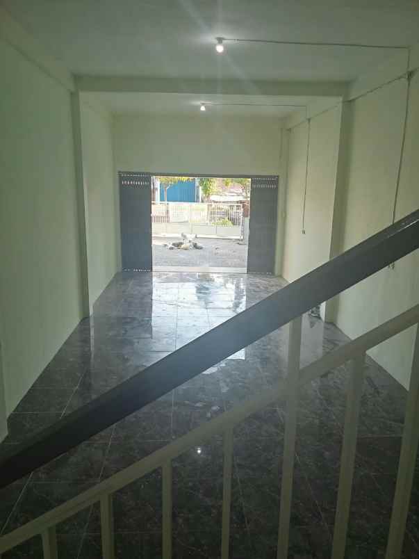 disewakan ruko gudang kantor raya sememi