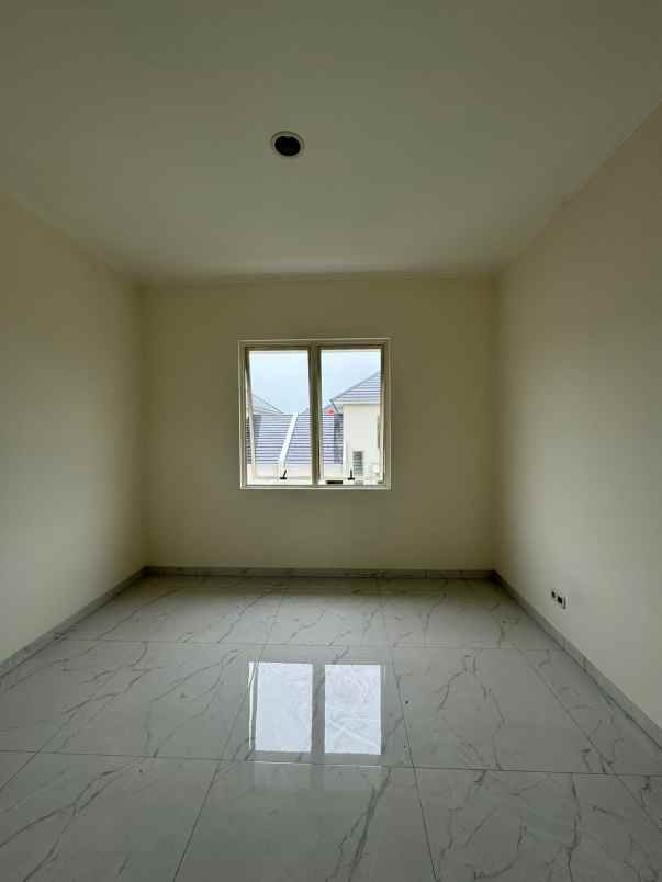 disewakan rumah cluster giri suvarna