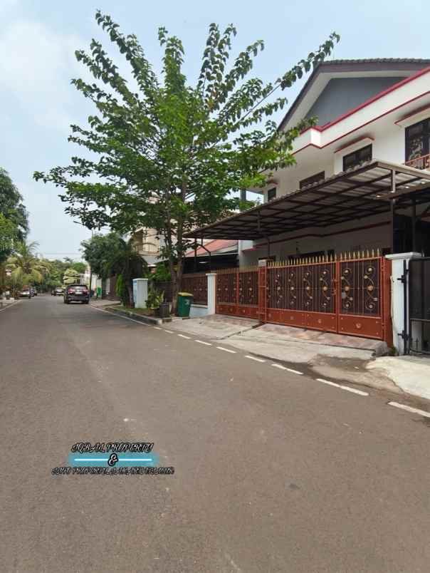 disewakan rumah dalam komplek tenang di rawamangun