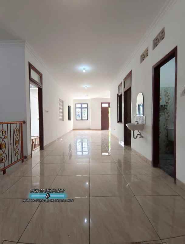 disewakan rumah dalam komplek tenang di rawamangun