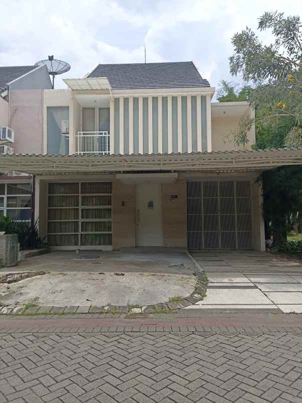 disewakan rumah east coast