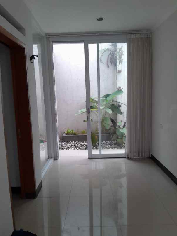 disewakan rumah jalan cibaligo permai