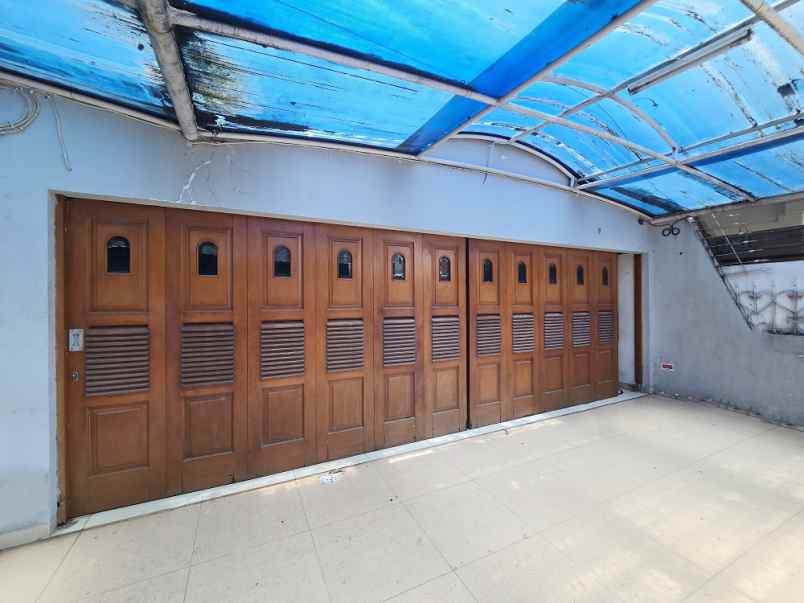 disewakan rumah jl cempaka putih tengah 27