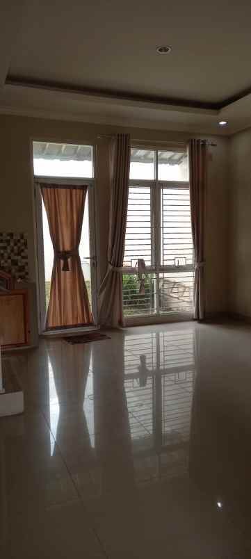 disewakan rumah jl pandawa 1 1 4 jatiwarna