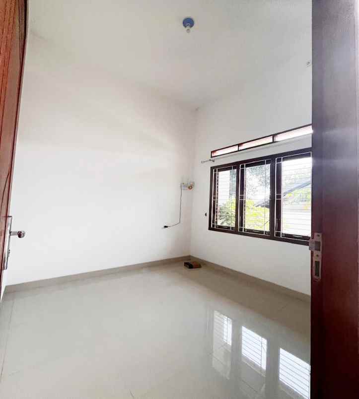 disewakan rumah jl puklat desa menasah