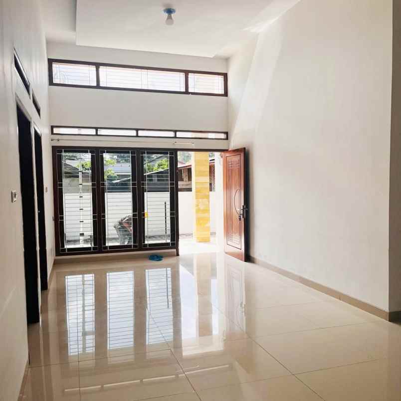 disewakan rumah jl puklat desa menasah