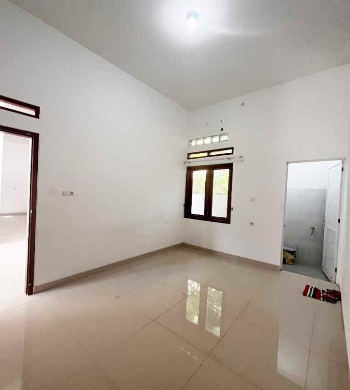 disewakan rumah jl puklat desa menasah