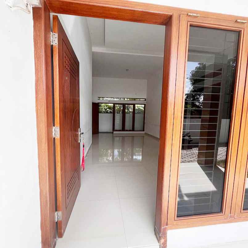 disewakan rumah jl puklat desa menasah