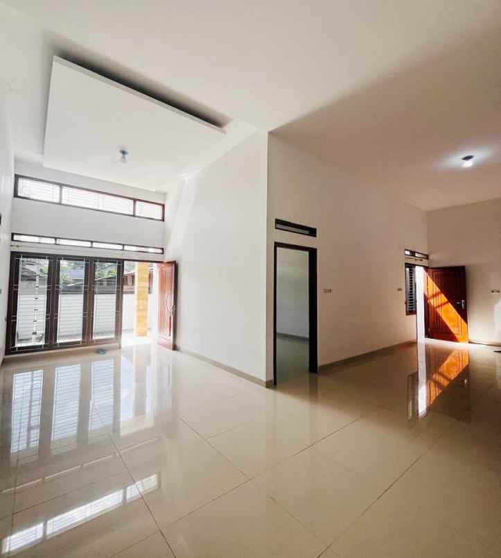 disewakan rumah jl puklat desa menasah