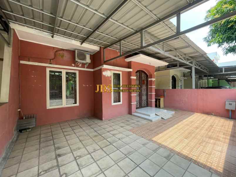 disewakan rumah komplek cemara hijau