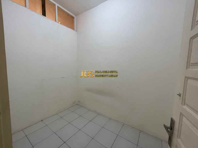 disewakan rumah komplek cemara hijau