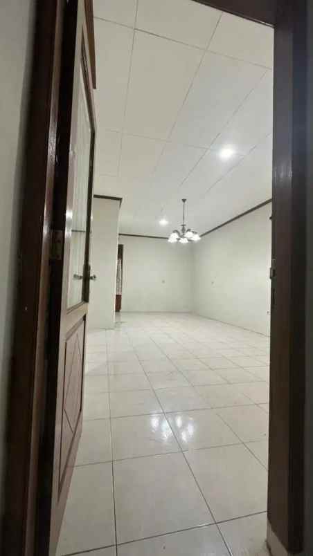 disewakan rumah rempoa ciputat