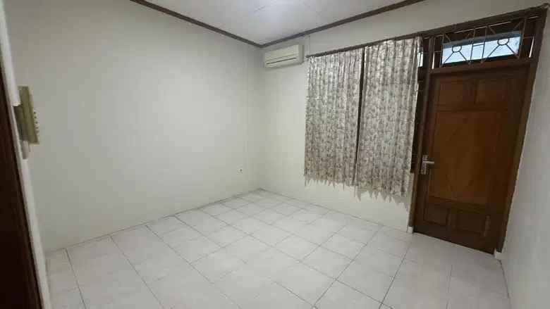 disewakan rumah rempoa ciputat