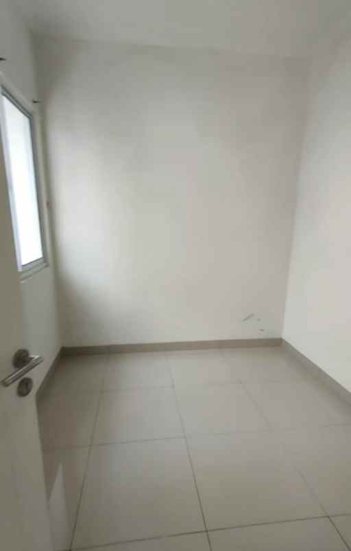 disewakan rumah summarecon