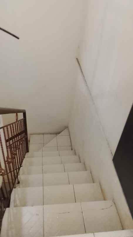 disewakan rumah tanah baru