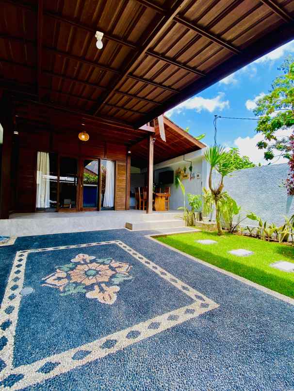 disewakan villa tibubeneng