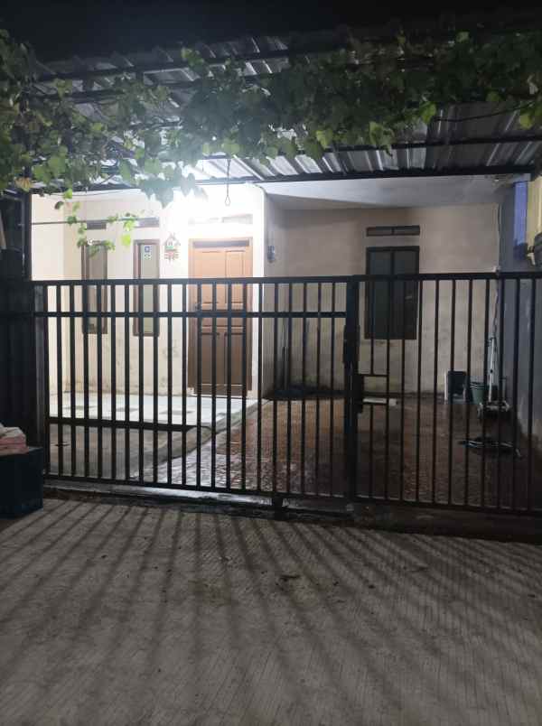 for sale 1 rumah keluarga