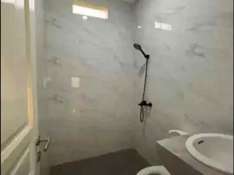 gas rumah 2 lantai baru pondok gede shm imb lengkap