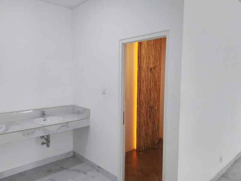 gedung perkantoran kalimalang soho jakarta timur