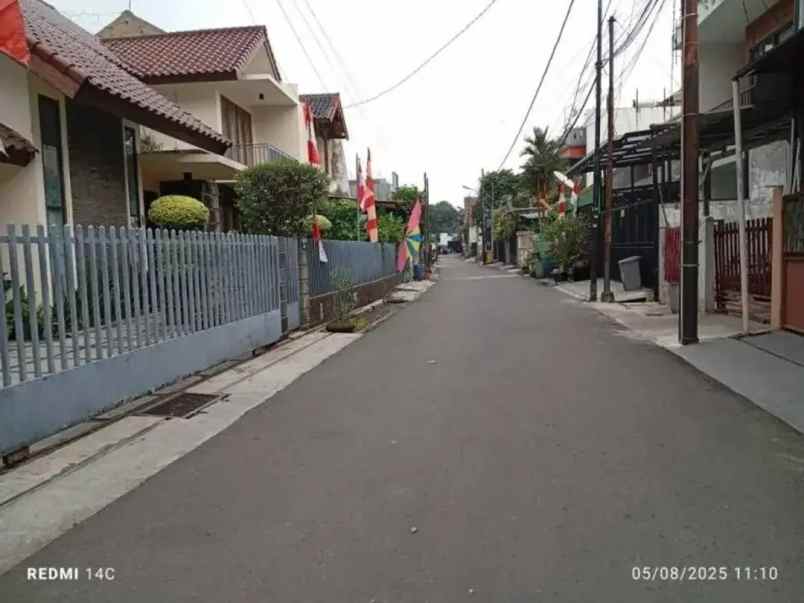 gokil rumah cakep 4 kt duren sawit bebas banjir