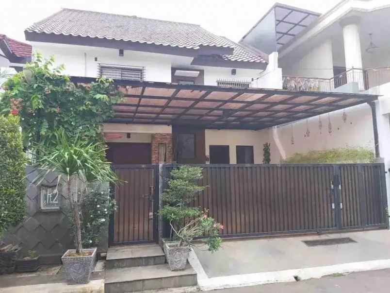 gokil rumah cantik modern kolam renang komplek