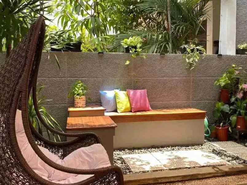 gokil rumah cantik modern kolam renang komplek