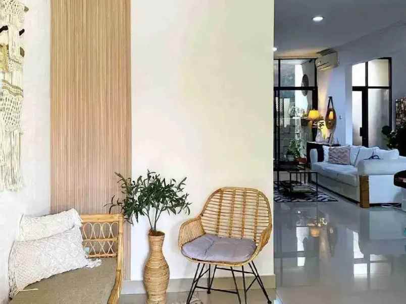 gokil rumah cantik modern kolam renang komplek