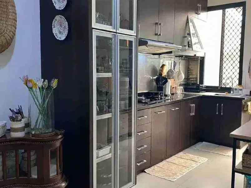 gokil rumah cantik modern kolam renang komplek